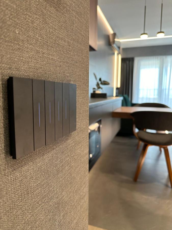 Boudoir Tower - 15th Floor