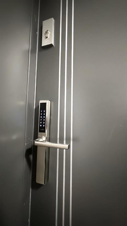 Boudoir Tower - 15th Floor