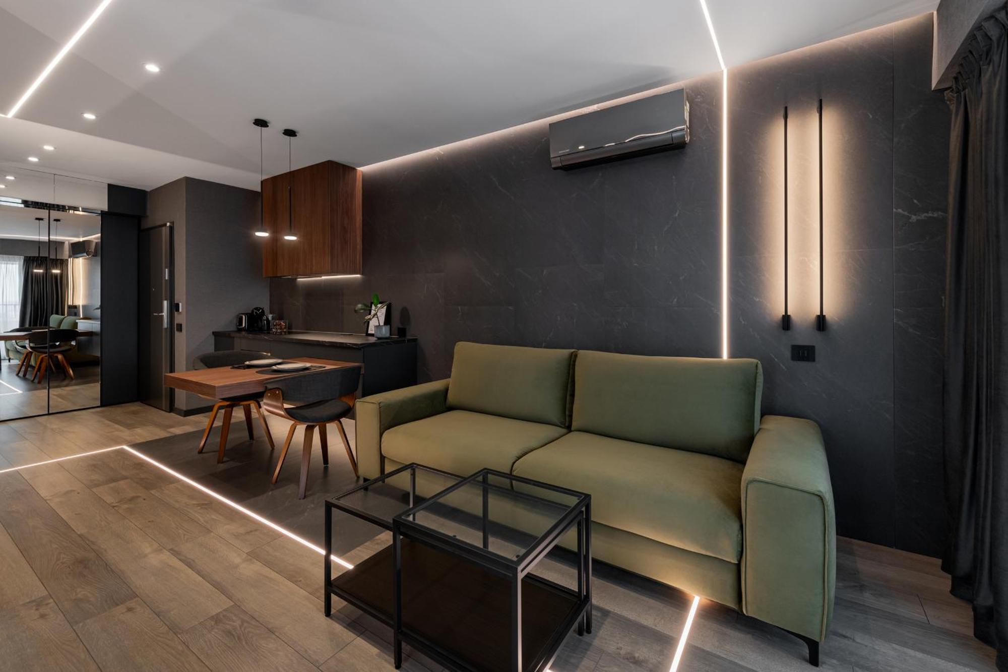 Boudoir Tower - 15th Floor